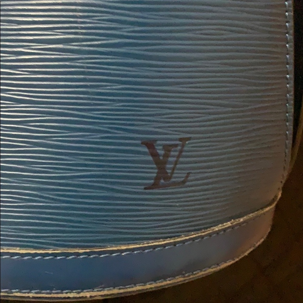 Guaranteed Authentic Louis Vuitton Bag - image 2